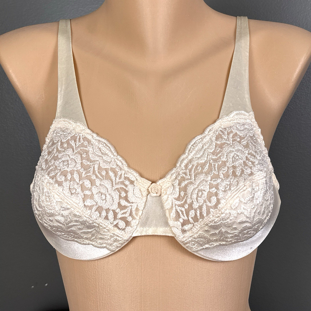 Vintage Vanity Fair Bra 34B Peach Ivory Lace Satin Retro Pin Up Underwire 75-096